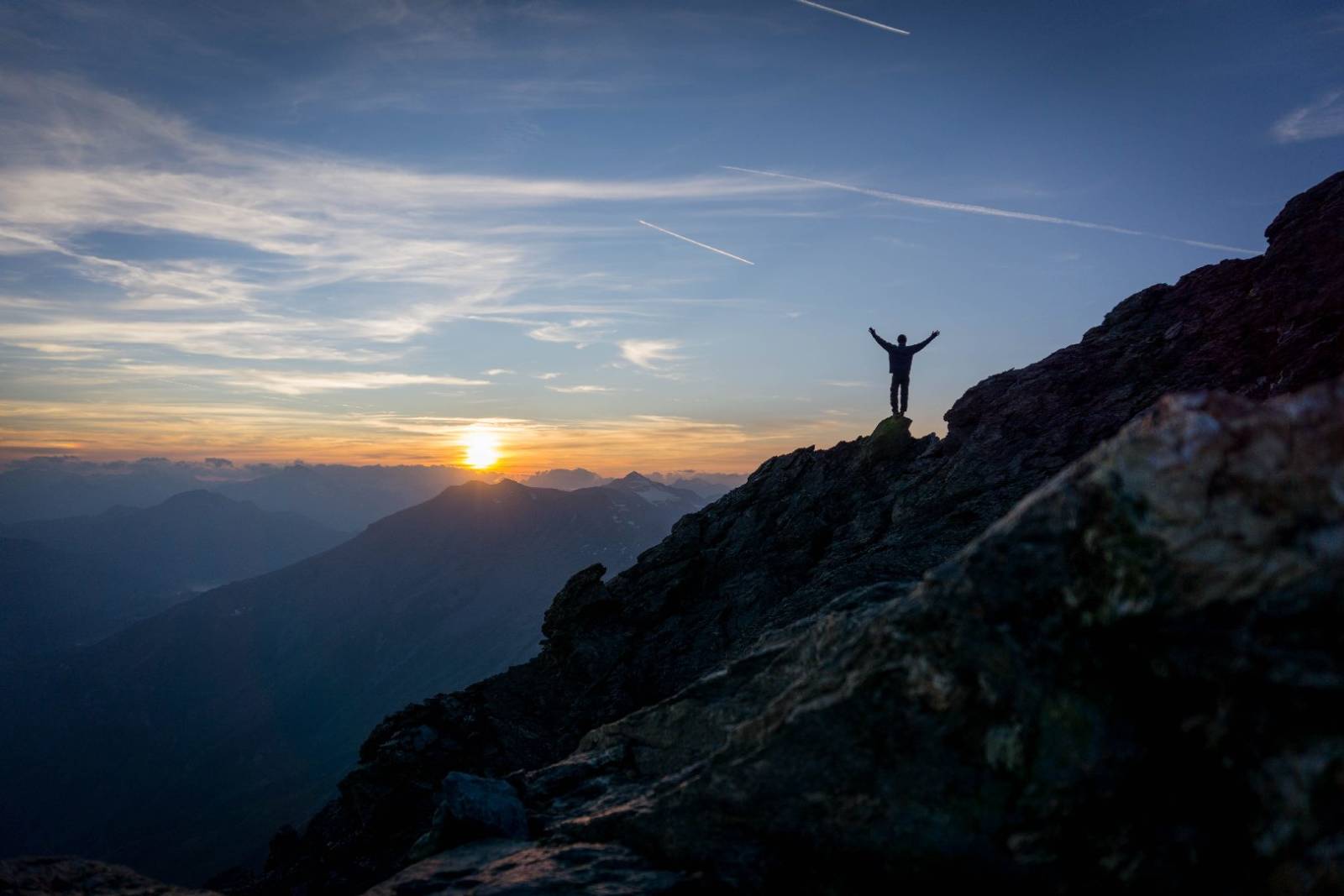 Vette sopra i 3000 trekking alpi vette montagne 3000 metri rocciamelone tramonto escursione