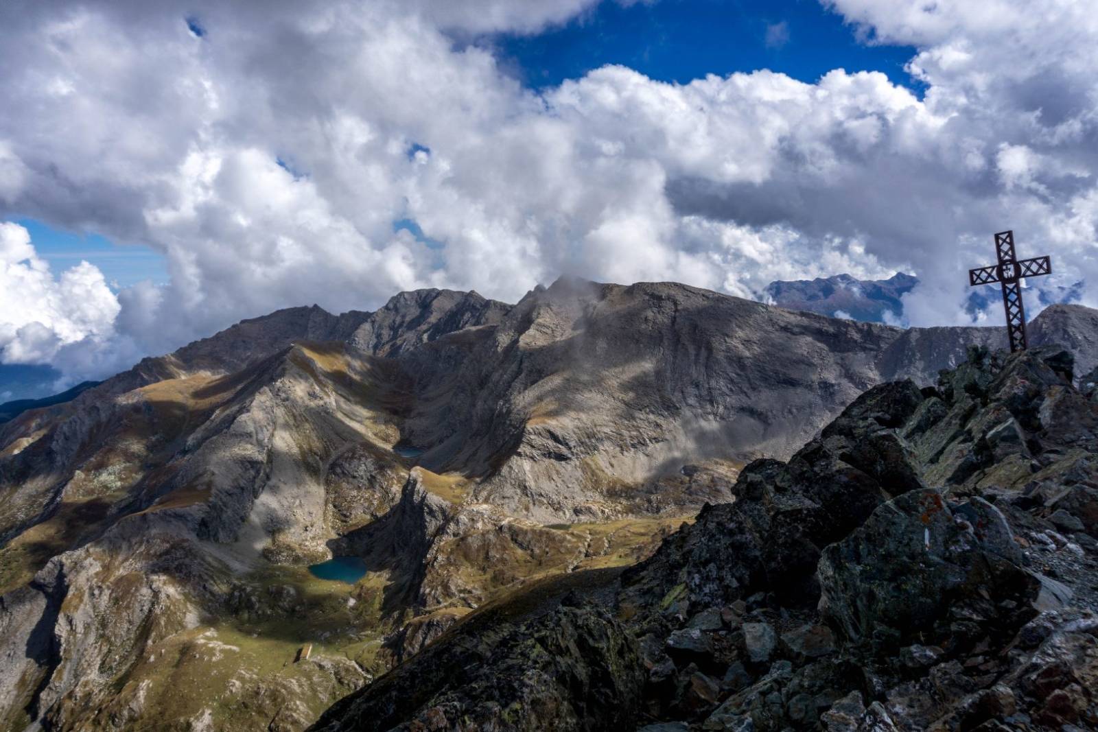 trekking alpi occidentali monte albergian escursioni camminate vette 3000 metri